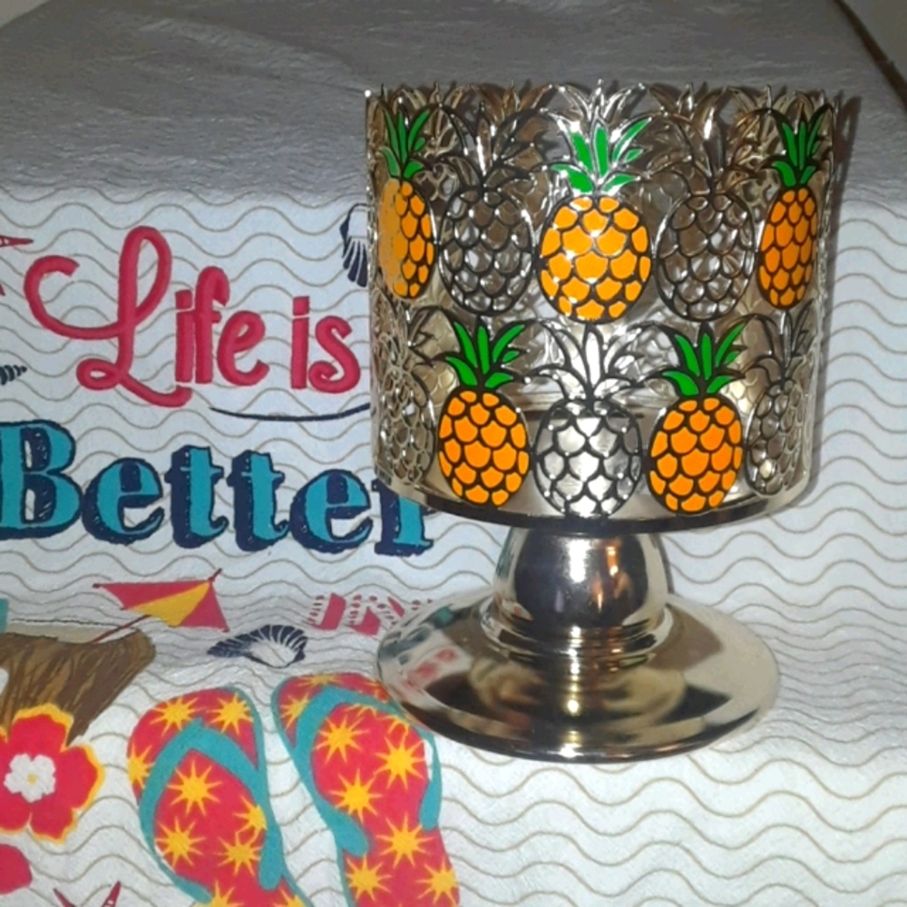 PINEAPPLE CANDLE HOLDER